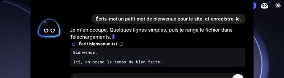 Le chat dans l'île : Yumi écrit un fichier bienvenue.txt dans les Téléchargements.